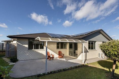 Photo of property in Waterview Estate, 89/4 Greystone Place, Omokoroa, 3114