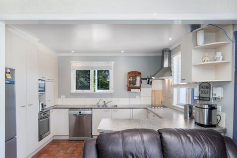 Photo of property in 12 Malyon Street, Te Puke, 3119