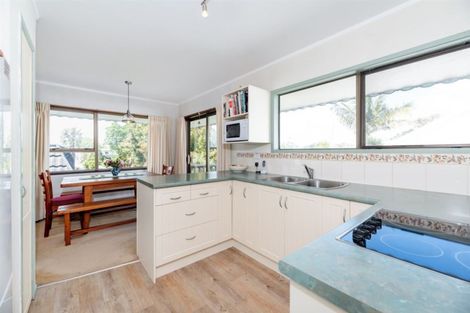 Photo of property in 2/23 Nile Road, Milford, Auckland, 0620