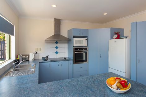 Photo of property in 10a Howden Street, Waiuku, 2123