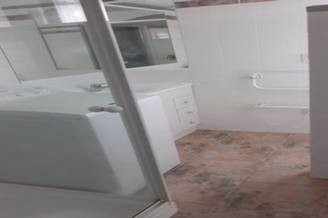 Photo of property in 32 The Circle, Manly, Whangaparaoa, 0930