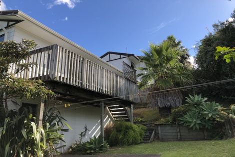 Photo of property in 1/70 Oaktree Avenue, Browns Bay, Auckland, 0630