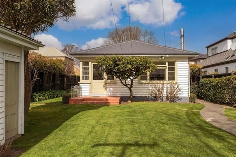 Photo of property in 52 Paparoa Street, Papanui, Christchurch, 8053