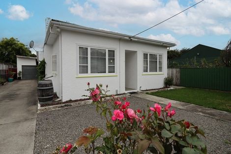 Photo of property in 6 Victoria Street, Carterton, 5713