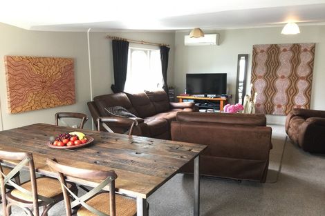 Photo of property in 58 Perth Street, South Hill, Oamaru, 9400