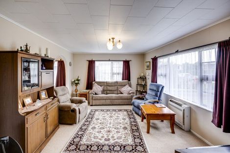 Photo of property in 58 Spriggs Crescent, Greenmeadows, Napier, 4112