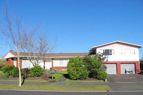 Photo of property in 6 Eton Drive, Hillcrest, Hamilton, 3216