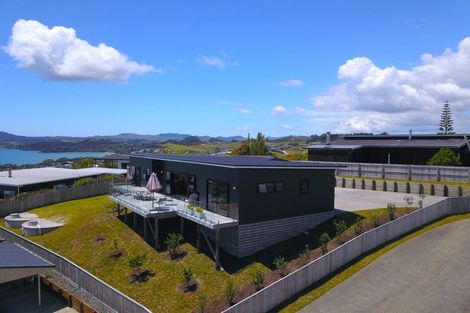 Photo of property in 6 Sunset Heights, Cable Bay, 0420