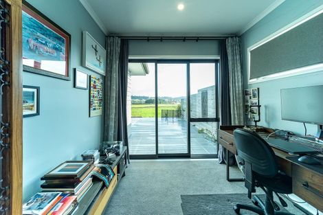 Photo of property in 8 Awatiro Drive, Kaukapakapa, 0871