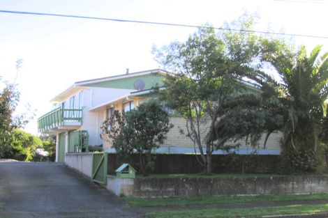 Photo of property in 3 Atua Street, Waikanae Beach, Waikanae, 5036