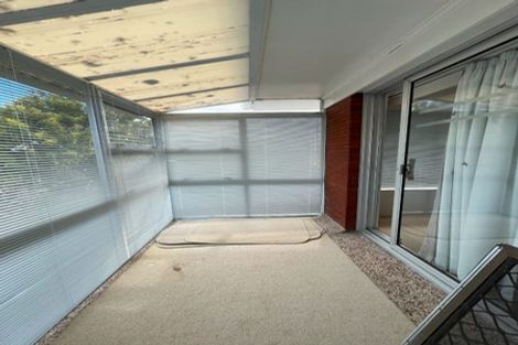 Photo of property in 1/2 Eban Avenue, Hillcrest, Auckland, 0627