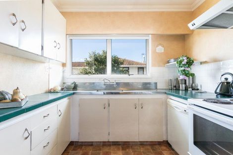 Photo of property in 1/26 Chester Street, Taradale, Napier, 4112