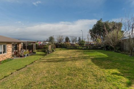 Photo of property in 1 Mckenna Lane, Omokoroa, 3114