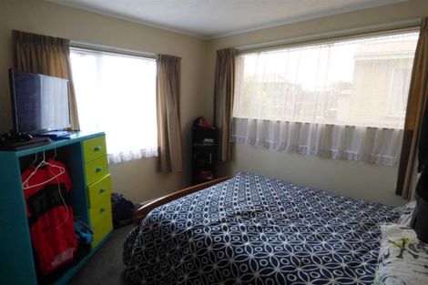 Photo of property in 32 Mcneil Street, Balclutha, 9230