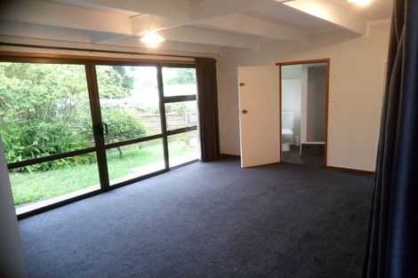 Photo of property in 4 Evans Road, Glen Eden, Auckland, 0602