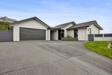 Photo of property in 4 Manukaka Heights, Hurdon, New Plymouth, 4310