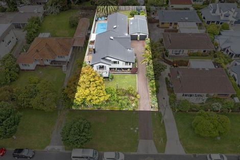 Photo of property in 476 Devonport Road, Tauranga South, Tauranga, 3112
