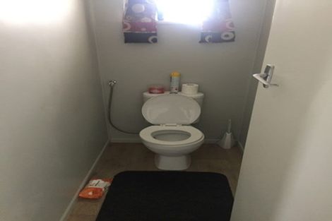 Photo of property in 15 Kirton Crescent, Manurewa, Auckland, 2102