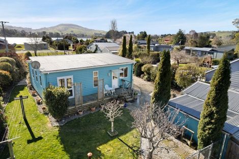 Photo of property in 32 Stewart Street, Waikouaiti, 9510