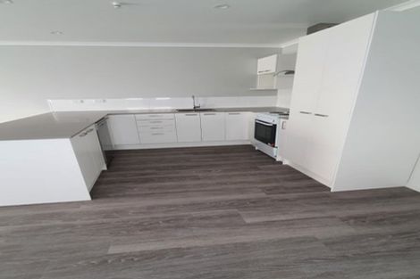 Photo of property in 2/9 View Road, Papakura, 2110