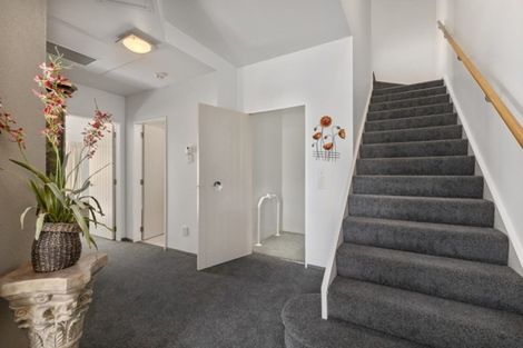 Photo of property in 205 Muritai Road, Eastbourne, Lower Hutt, 5013