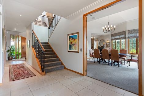 Photo of property in 64 Lake Crescent, Hamilton Lake, Hamilton, 3204