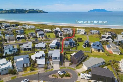 Photo of property in 13 Patiki Place, Omaha, 0986