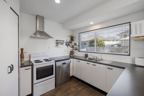 Photo of property in 24b Pine Avenue, Otumoetai, Tauranga, 3110