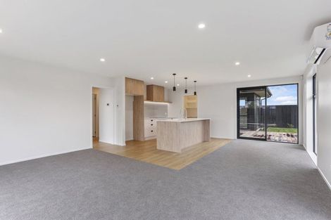 Photo of property in 10 Inch Crescent, Rangiora, 7400