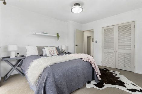 Photo of property in 10 Sanctuary Point, Sunnyhills, Auckland, 2010