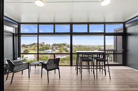 Photo of property in 4 O'meara Heights, Paeroa, 3600