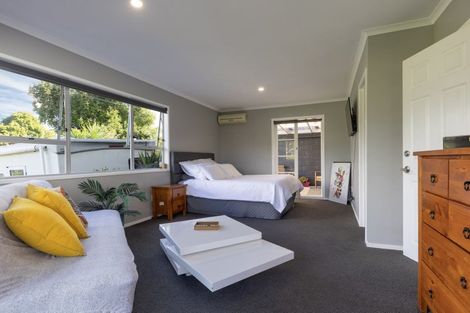 Photo of property in 56 Cyclarama Crescent, Massey, Auckland, 0614