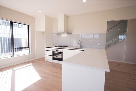 Photo of property in 24c Poinsettia Place, Henderson, Auckland, 0610