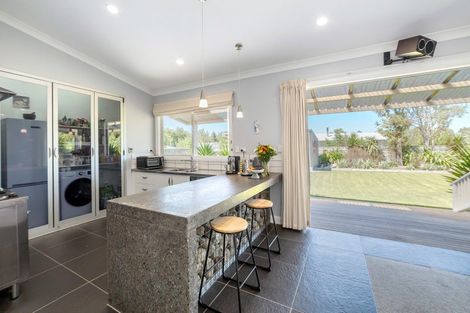 Photo of property in 151 Pembroke Street, Carterton, 5713