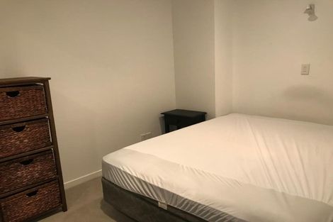 Photo of property in Terrace Heights Apartments, 7c/163 The Terrace, Wellington Central, Wellington, 6011