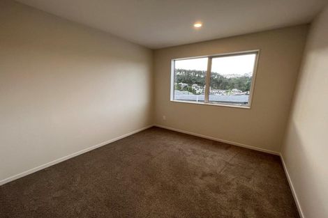 Photo of property in 3 Waihou Crescent, Albany Heights, Auckland, 0632
