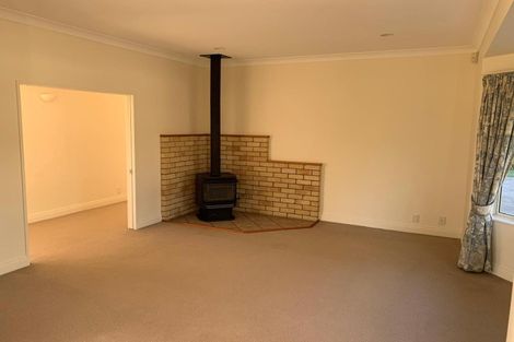 Photo of property in 154 Awa Road, Kumeu, 0891
