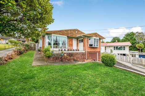 Photo of property in 8 Christina Avenue, Te Atatu South, Auckland, 0602