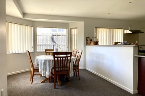 Photo of property in 41 Roy Maloney Drive, Henderson, Auckland, 0612