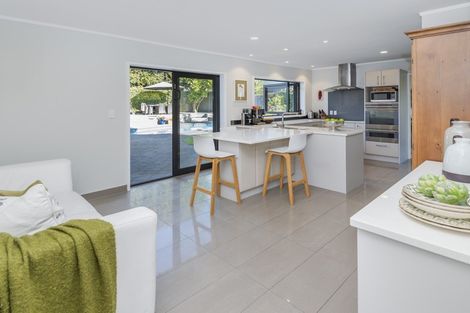 Photo of property in 50 Loloma Drive, Half Moon Bay, Auckland, 2012