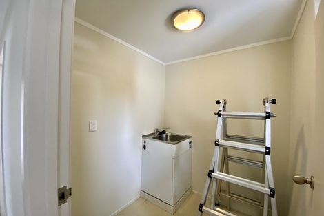 Photo of property in 1/91 Diana Drive, Glenfield, Auckland, 0627