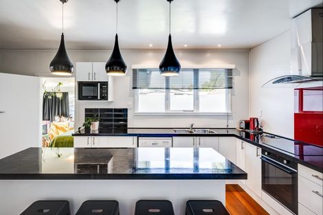 Photo of property in 117 Main Rd Clive, Clive, 4102