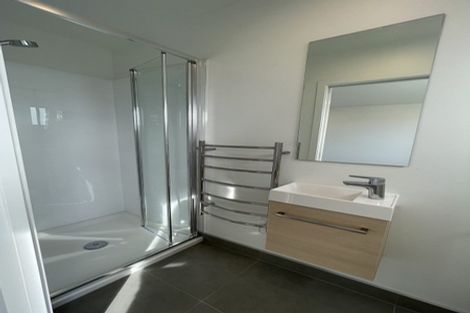 Photo of property in 1/12 Enderby Drive, Te Atatu Peninsula, Auckland, 0610