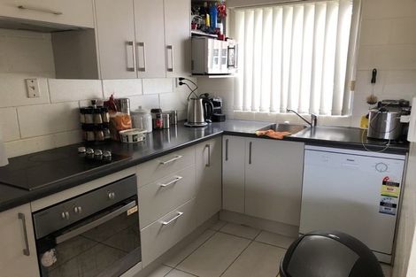 Photo of property in 3/5 Glen Road, Browns Bay, Auckland, 0630