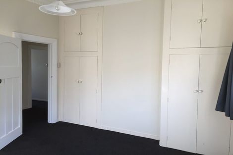 Photo of property in 174 Victoria Road, Saint Clair, Dunedin, 9012