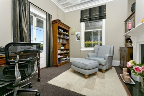 Photo of property in 1 Mozeley Avenue, Devonport, Auckland, 0624