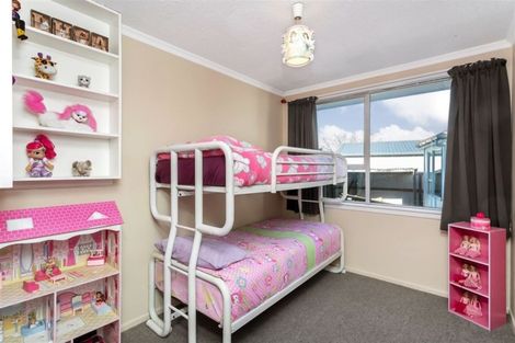 Photo of property in 62 Sturrocks Road, Redwood, Christchurch, 8051