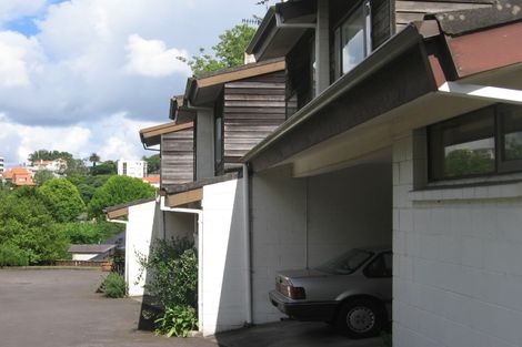 Photo of property in 4/42 Orakei Road, Remuera, Auckland, 1050