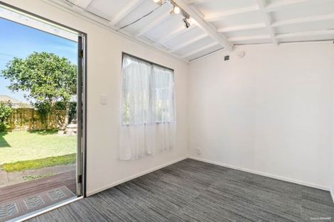 Photo of property in 13a Rogan Street, Mount Roskill, Auckland, 1041