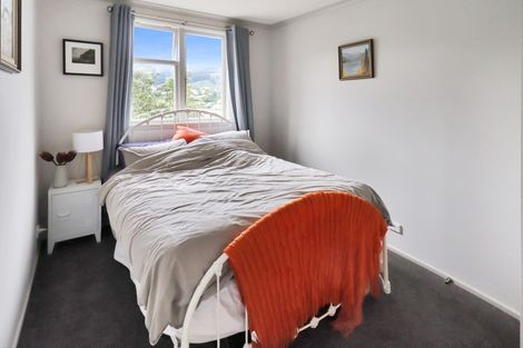 Photo of property in 55 Taylor Terrace, Tawa, Wellington, 5028